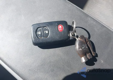 2012 Toyota Prius V Two z USA, uszkodzony, nr VIN JTDZN3EU8C3116541